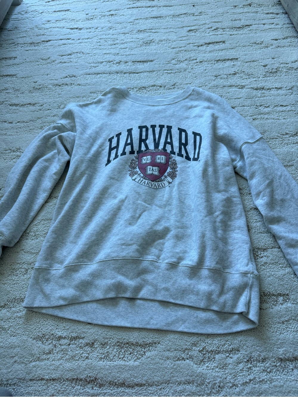 Abercrombie & Fitch Light Gray Harvard Crest Crewneck